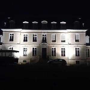  Maison d'hôtes Château De La Bouchatte Les Roses